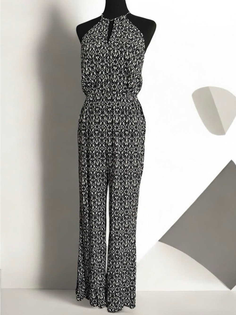 Forever 21 Black & White Printed Halter Jumpsuit